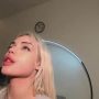 Sexy live cam screenshot of kaya_davis's webcam / video chat room