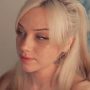 Sexy live cam screenshot of mia_milagros's webcam / video chat room