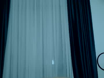 Sexy live cam screenshot of brenda_m00n's webcam / video chat room