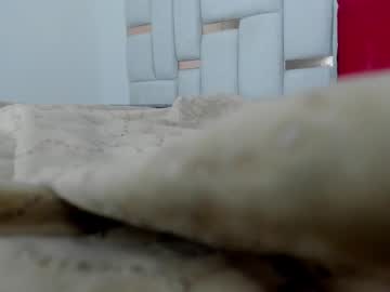 Sexy live cam screenshot of guadalupe21_'s webcam / video chat room