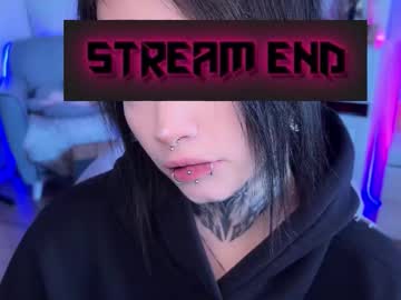 Sexy live cam screenshot of i_died_again's webcam / video chat room