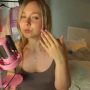 Sexy live cam screenshot of odelynbrower's webcam / video chat room