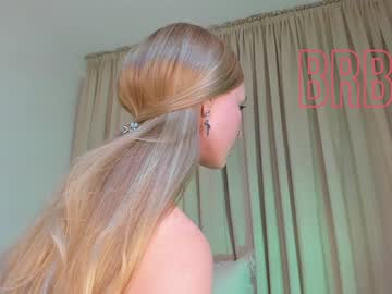 Sexy live cam screenshot of kitty__sophie's webcam / video chat room