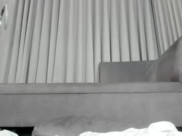 Sexy live cam screenshot of nina_ponse's webcam / video chat room