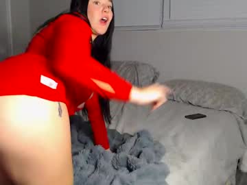 Sexy live cam screenshot of zoeemonroe's webcam / video chat room