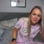 Sexy live cam screenshot of april_flix's webcam / video chat room
