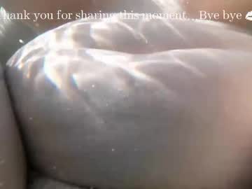 Sexy live cam screenshot of boobsgwendy's webcam / video chat room