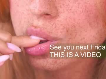 Sexy live cam screenshot of artease's webcam / video chat room