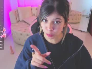 Sexy live cam screenshot of nataasha___'s webcam / video chat room