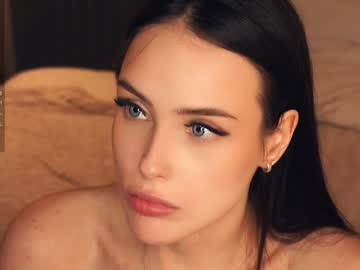 Sexy live cam screenshot of vivid_girls's webcam / video chat room