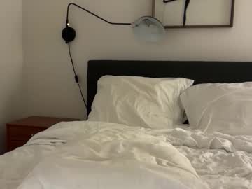 Sexy live cam screenshot of evelyncuevas's webcam / video chat room