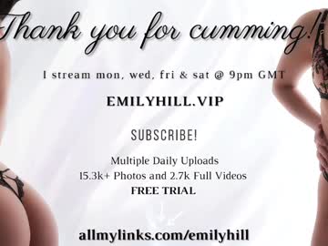 Sexy live cam screenshot of littlee33's webcam / video chat room