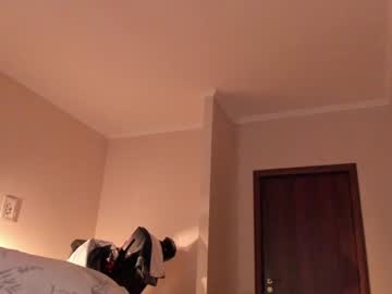 Sexy live cam screenshot of magic_couple13's webcam / video chat room