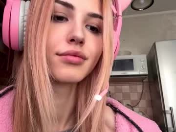 Sexy live cam screenshot of ozellagranville's webcam / video chat room