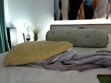 Sexy live cam screenshot of mis_eva's webcam / video chat room