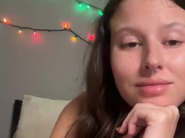 Sexy live cam screenshot of angela0august's webcam / video chat room