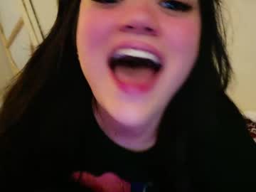 Sexy live cam screenshot of annatigarr's webcam / video chat room