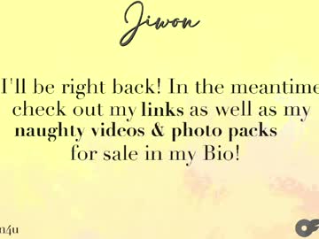 Sexy live cam screenshot of jiwon4u's webcam / video chat room