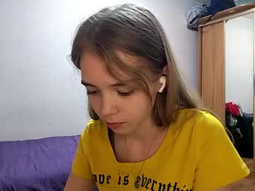 Sexy live cam screenshot of lateshastarnaud's webcam / video chat room
