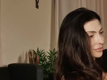 Sexy live cam screenshot of ormary's webcam / video chat room
