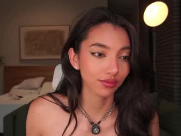 Sexy live cam screenshot of sharon__baker_'s webcam / video chat room
