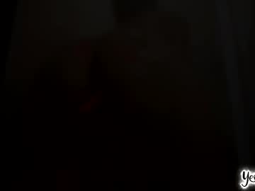 Sexy live cam screenshot of yesikasaenz's webcam / video chat room