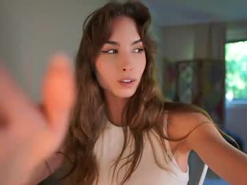 Sexy live cam screenshot of abella_danger_x's webcam / video chat room