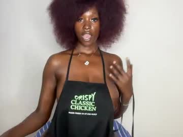 Sexy live cam screenshot of betty_fire_'s webcam / video chat room