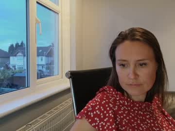 Sexy live cam screenshot of eatmypie69's webcam / video chat room
