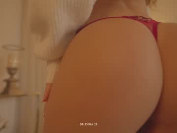 Sexy live cam screenshot of emma_lu1's webcam / video chat room