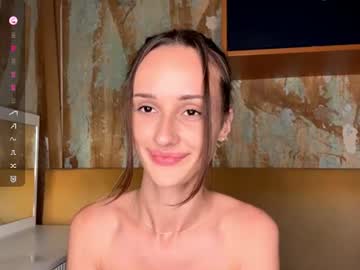Sexy live cam screenshot of florabigger's webcam / video chat room