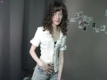 Sexy live cam screenshot of indiramcclamroch's webcam / video chat room