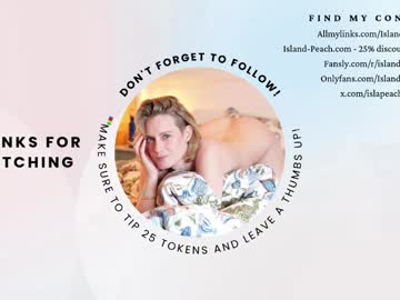 Sexy live cam screenshot of island_peach's webcam / video chat room