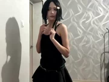 Sexy live cam screenshot of kanishabroadstone's webcam / video chat room