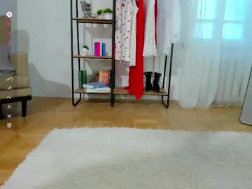Sexy live cam screenshot of kity_paw's webcam / video chat room