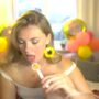 Sexy live cam screenshot of leahsunshine's webcam / video chat room