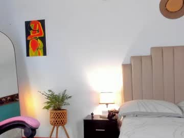 Sexy live cam screenshot of rouse_leon's webcam / video chat room
