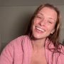 Sexy live cam screenshot of saraloverays's webcam / video chat room