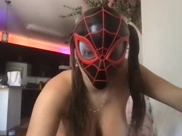 Sexy live cam screenshot of whorriccane's webcam / video chat room