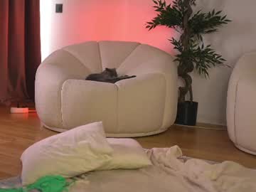 Sexy live cam screenshot of alexxiskye's webcam / video chat room