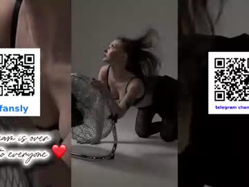Sexy live cam screenshot of annie_f0x's webcam / video chat room