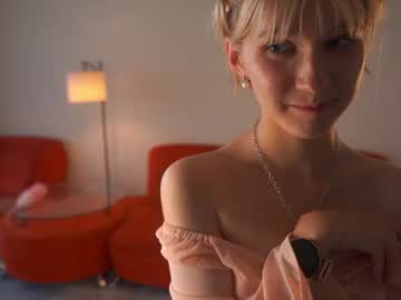 Sexy live cam screenshot of austinokelley's webcam / video chat room