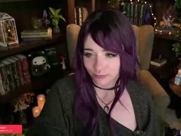 Sexy live cam screenshot of crimsonkitten's webcam / video chat room