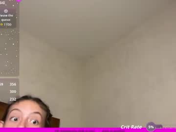 Sexy live cam screenshot of ellieluvs's webcam / video chat room