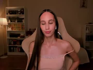 Sexy live cam screenshot of emilyhoston's webcam / video chat room