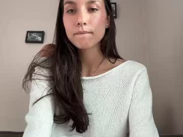 Sexy live cam screenshot of friend_foryou's webcam / video chat room