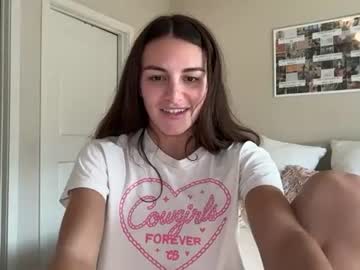 Sexy live cam screenshot of graciesmith27's webcam / video chat room