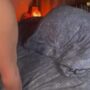 Sexy live cam screenshot of howtoreachorgasm's webcam / video chat room