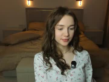 Sexy live cam screenshot of hwadwellingham's webcam / video chat room