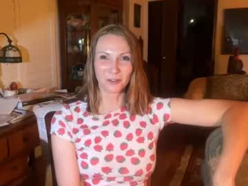 Sexy live cam screenshot of kaileeshy's webcam / video chat room